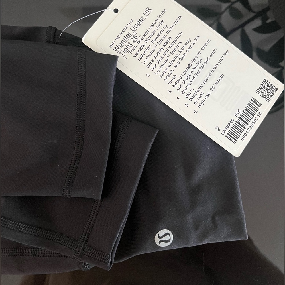 wunder UNDER lululemon size 2 NWT